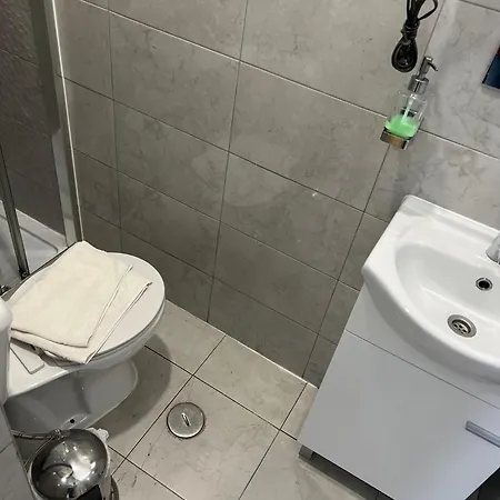 Проживання в сім'ї Antonio Pedro